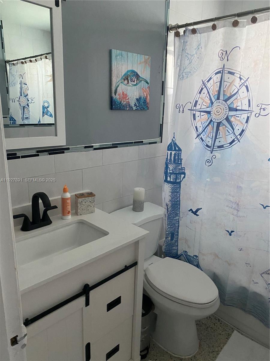 BROWARD MANOR OF HOLLYWOO - Residential