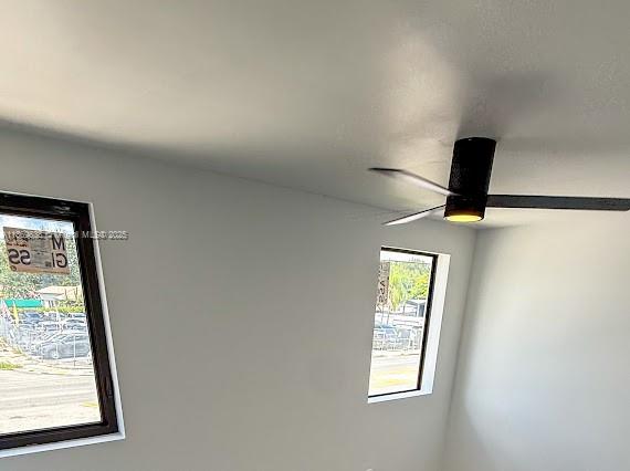 LAURAVILLE GARDENS - Residential