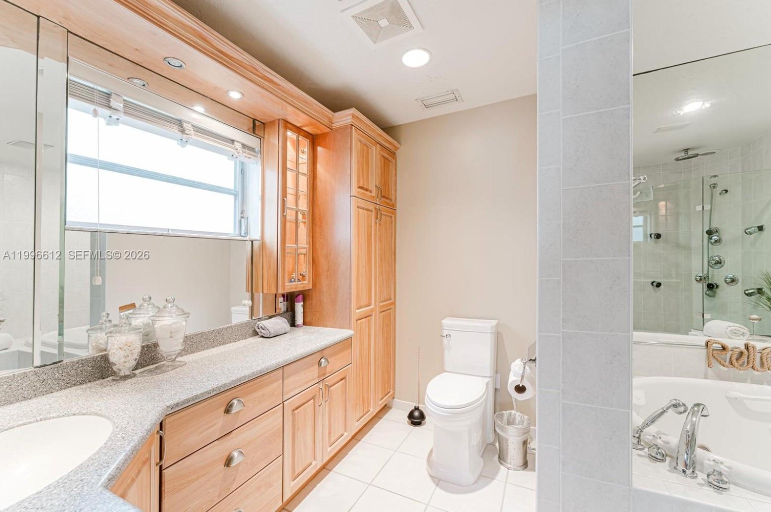 WILLIAMSBURG CONDO - Residential