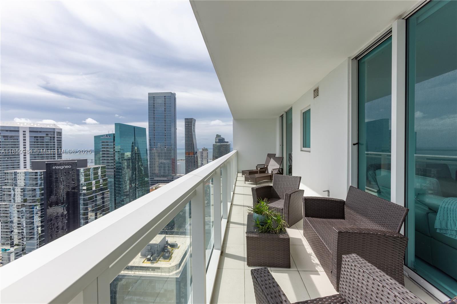 1080 Brickell Ave 3906