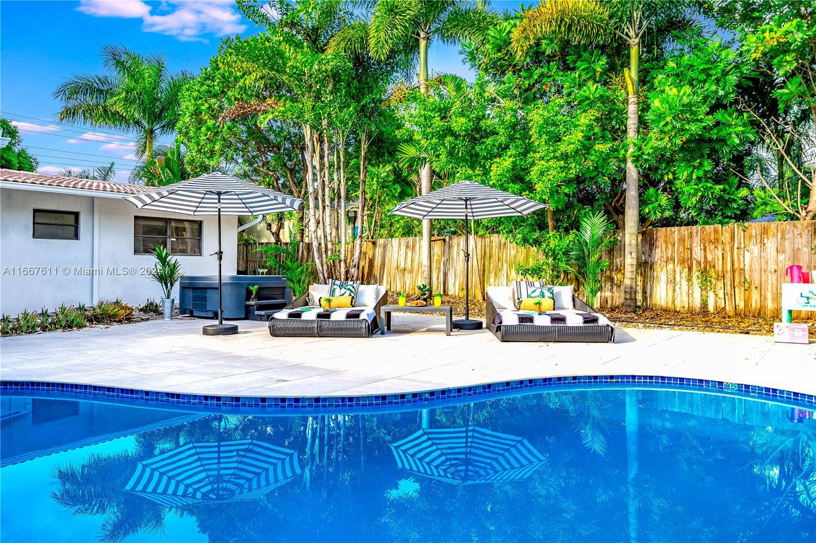 OAKLAND HEIGHTS - Residential