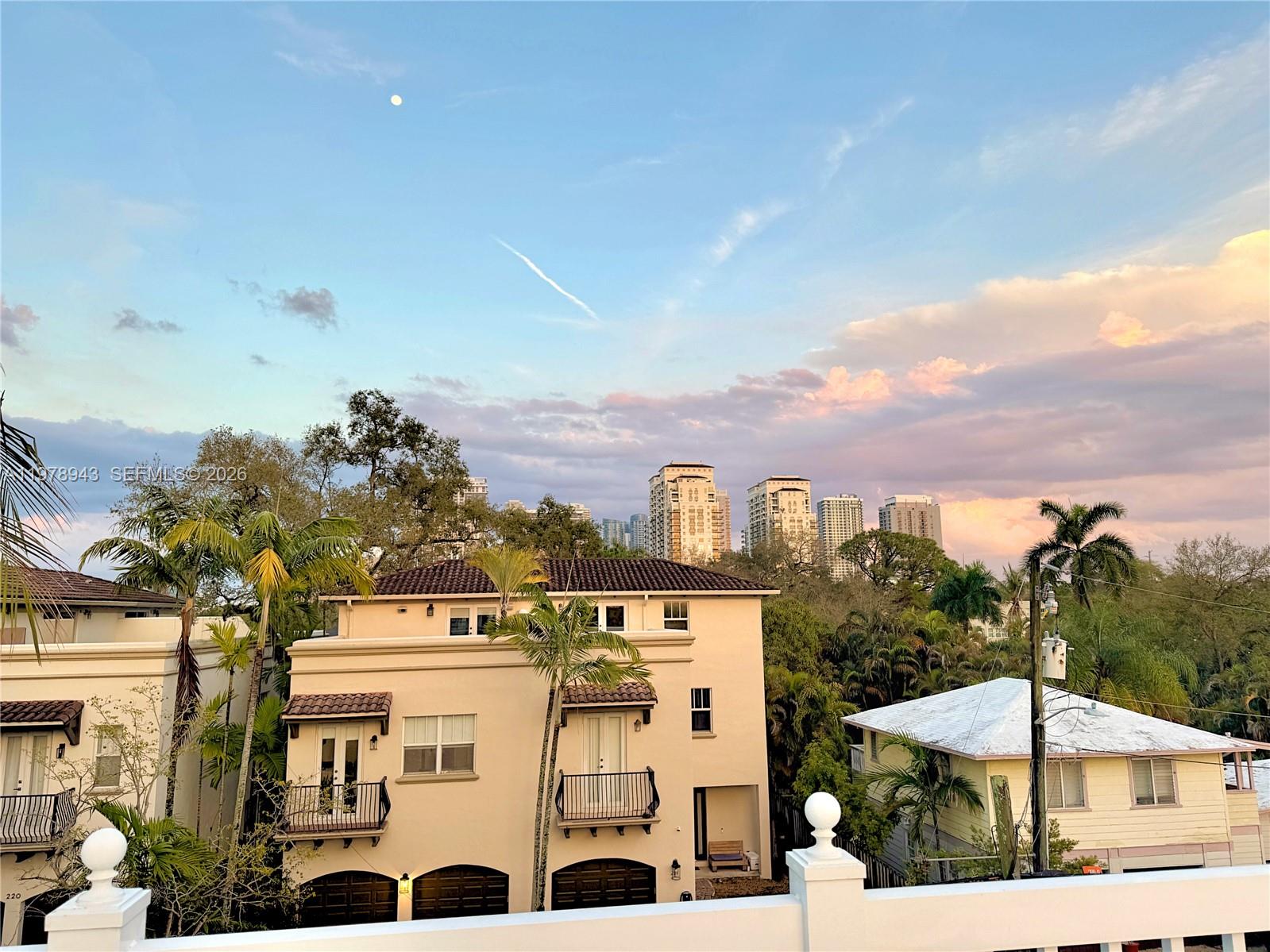 229 SW 9th Ave, Fort Lauderdale, FL, 33312/$899,000 3 229 SW 9th Ave