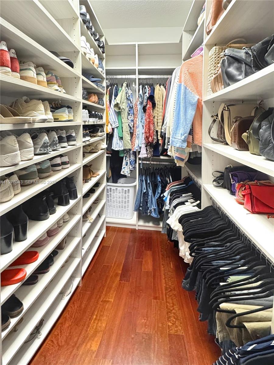 WAVERLY PLACE - Residential