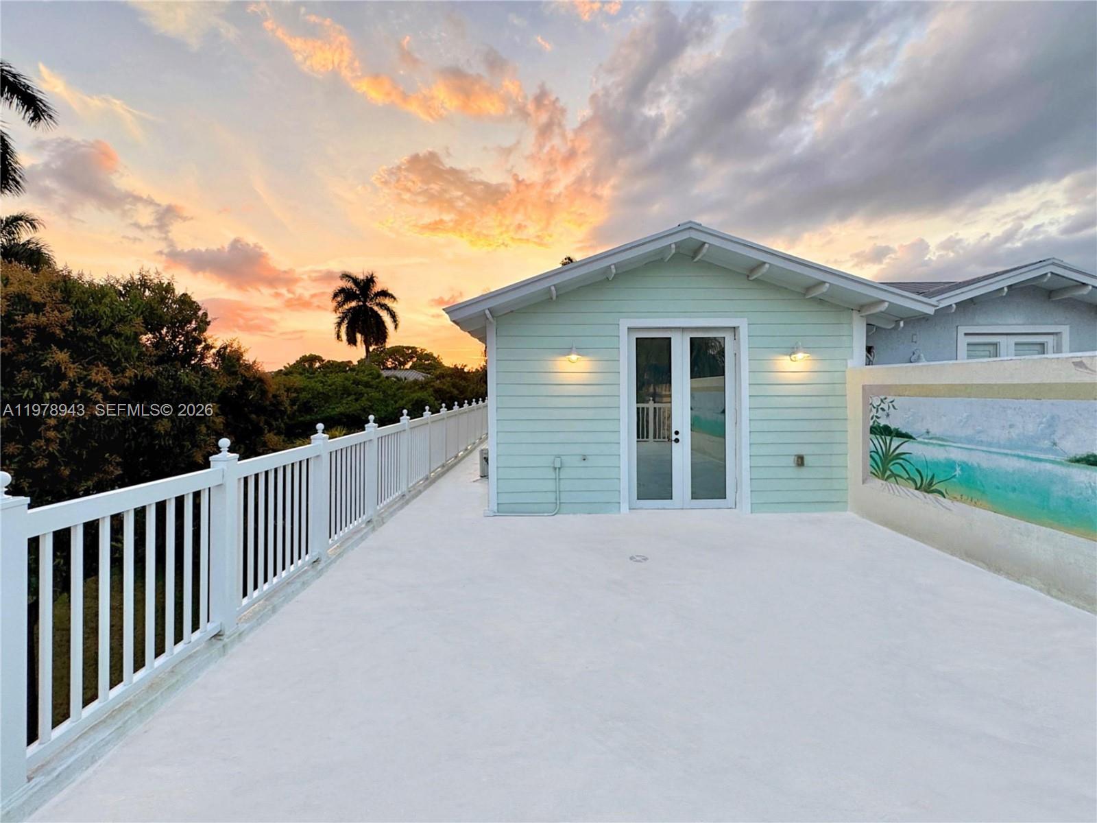 229 SW 9th Ave, Fort Lauderdale, FL, 33312/$899,000 4 229 SW 9th Ave