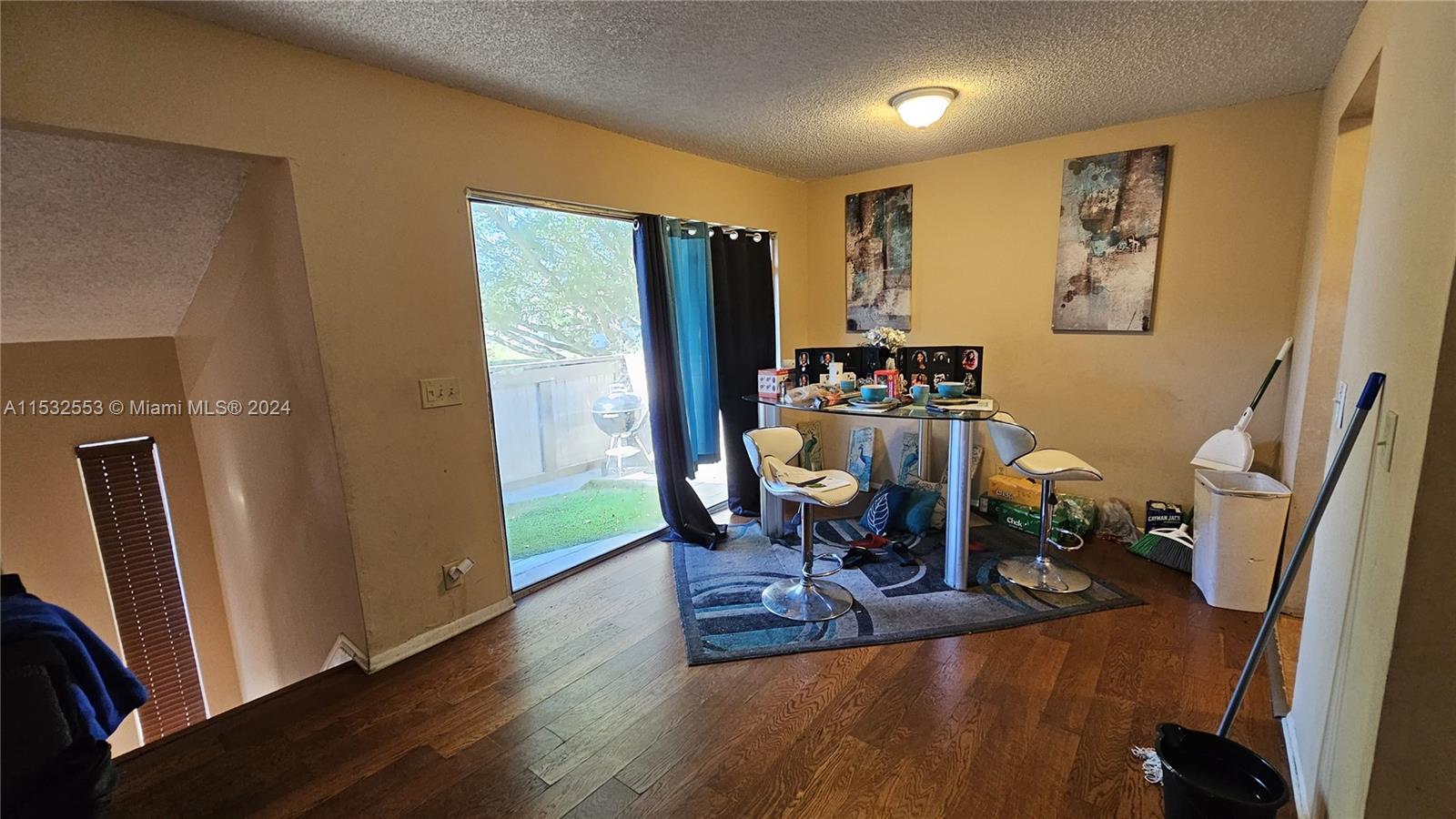 HABITAT II CONDO - Residential