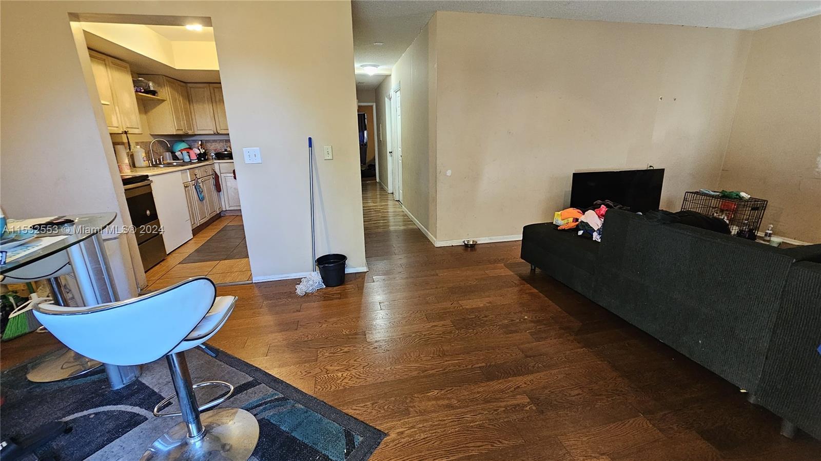 HABITAT II CONDO - Residential