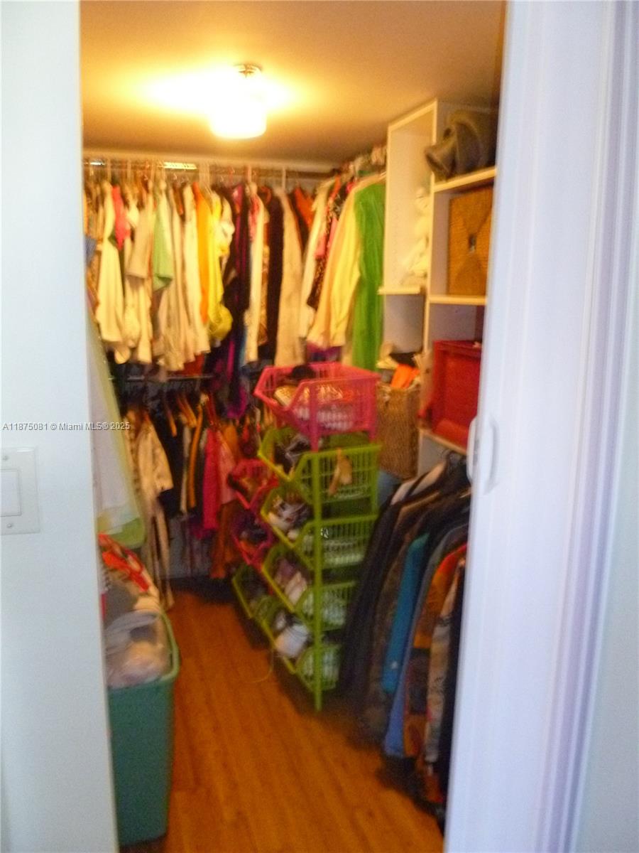 BRICKELL KEY II CONDO - Residential