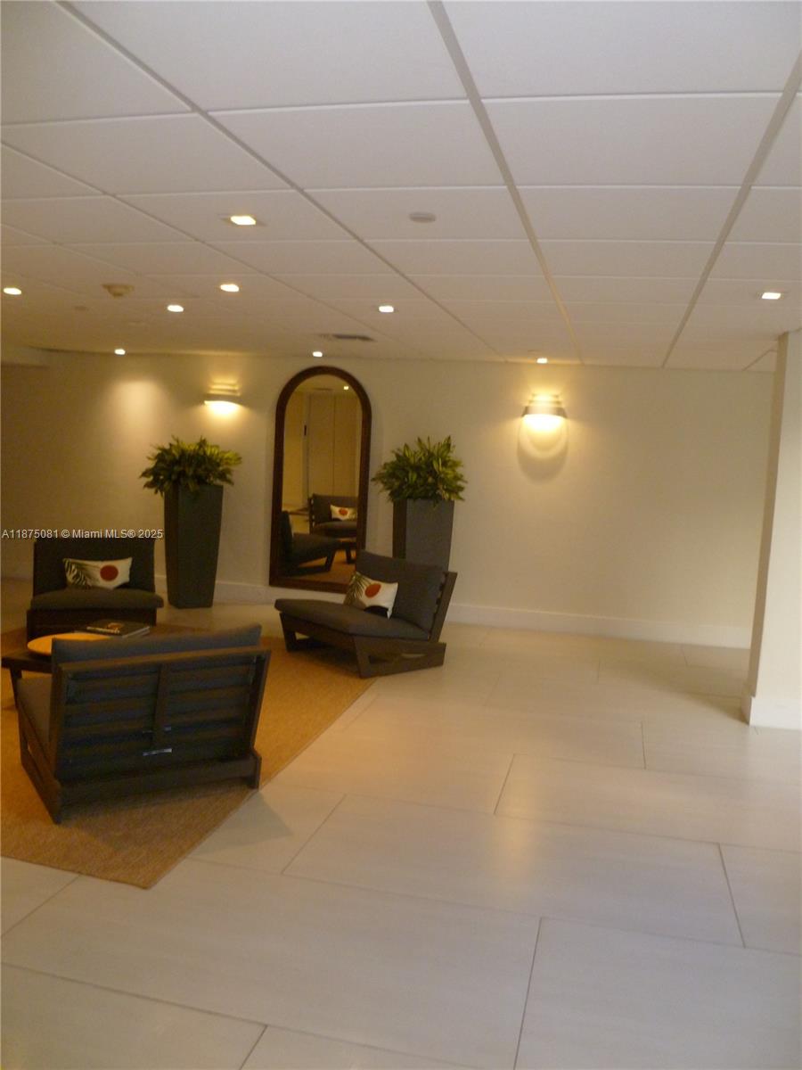 BRICKELL KEY II CONDO - Residential