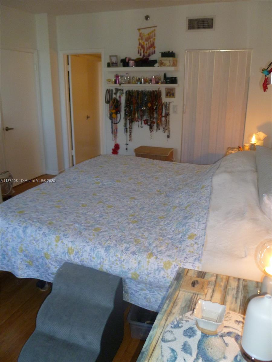 BRICKELL KEY II CONDO - Residential