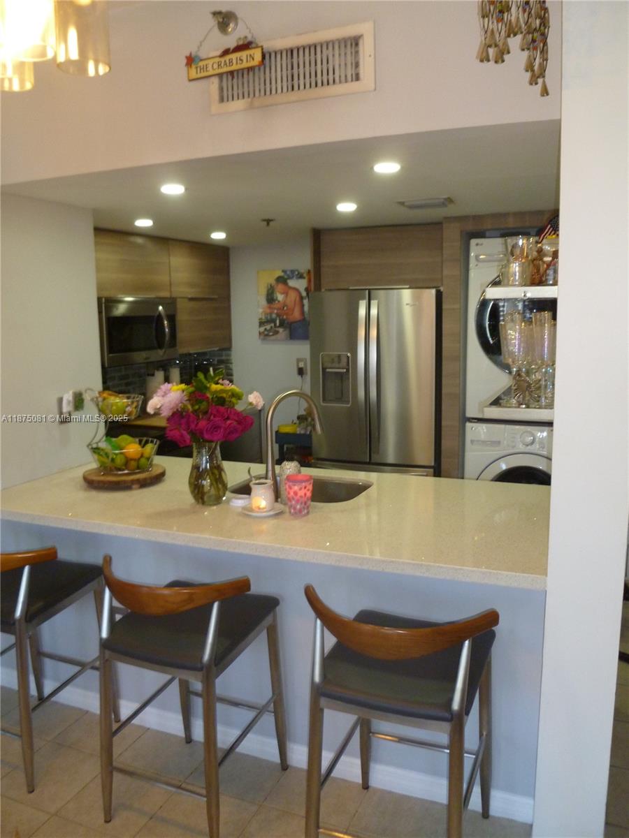 BRICKELL KEY II CONDO - Residential