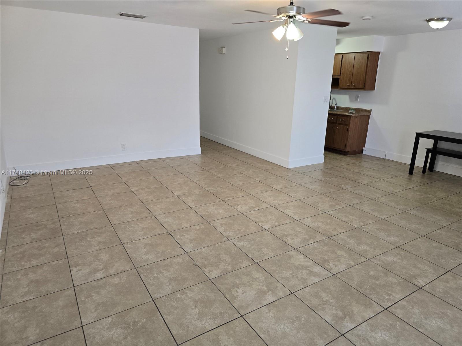 ISLAND VIEW - Residential Lease