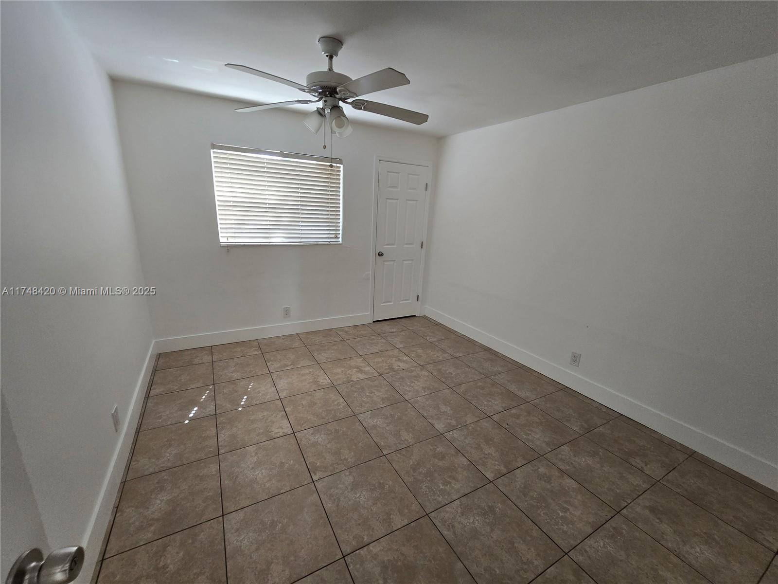 ISLAND VIEW - Residential Lease