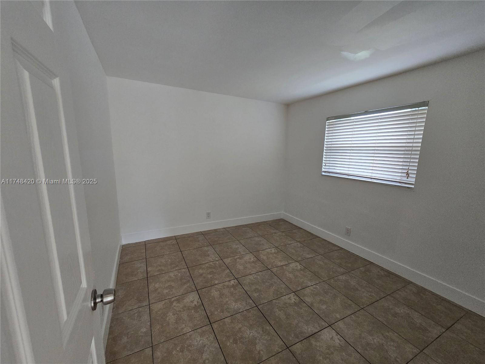 ISLAND VIEW - Residential Lease