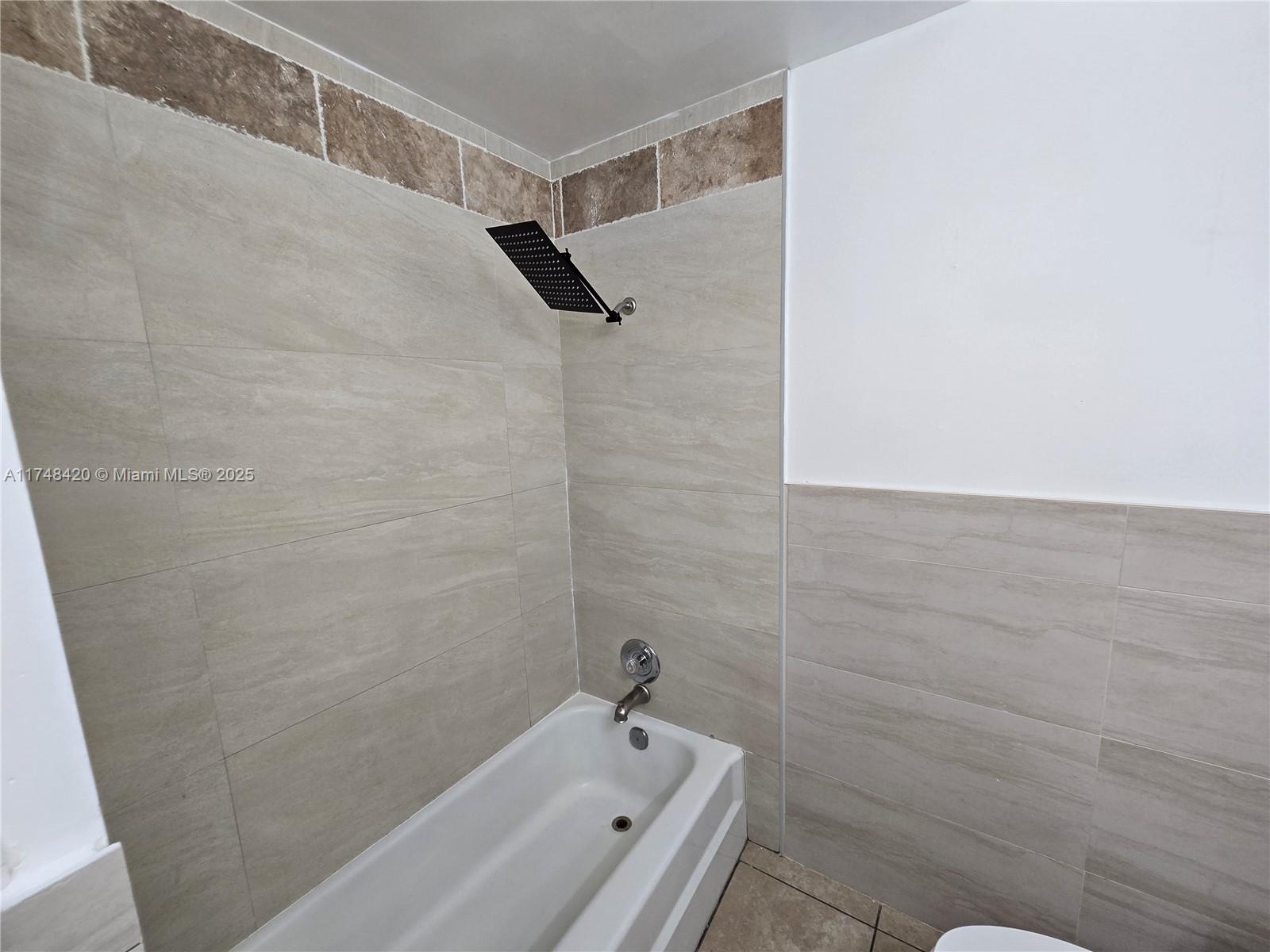 ISLAND VIEW - Residential Lease