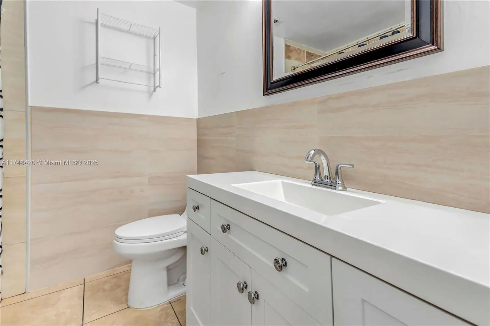 ISLAND VIEW - Residential Lease