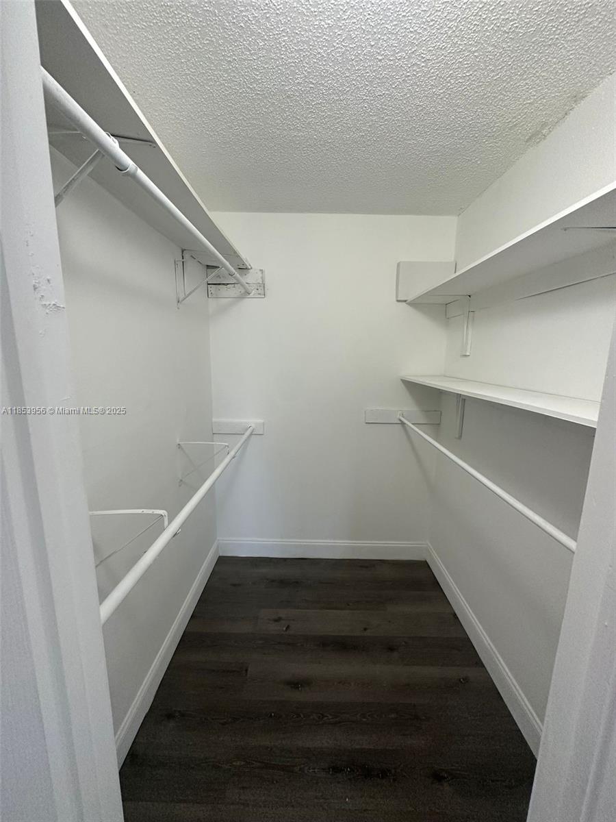 JAMESTOWN CONDO - Residential