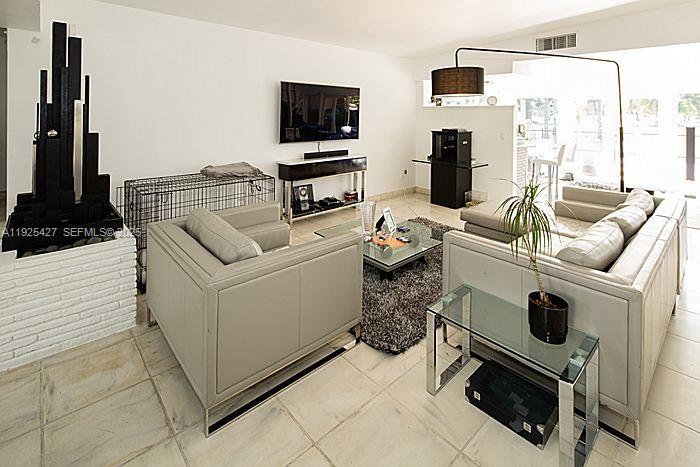 BEACH VIEW SUB - Residential Lease