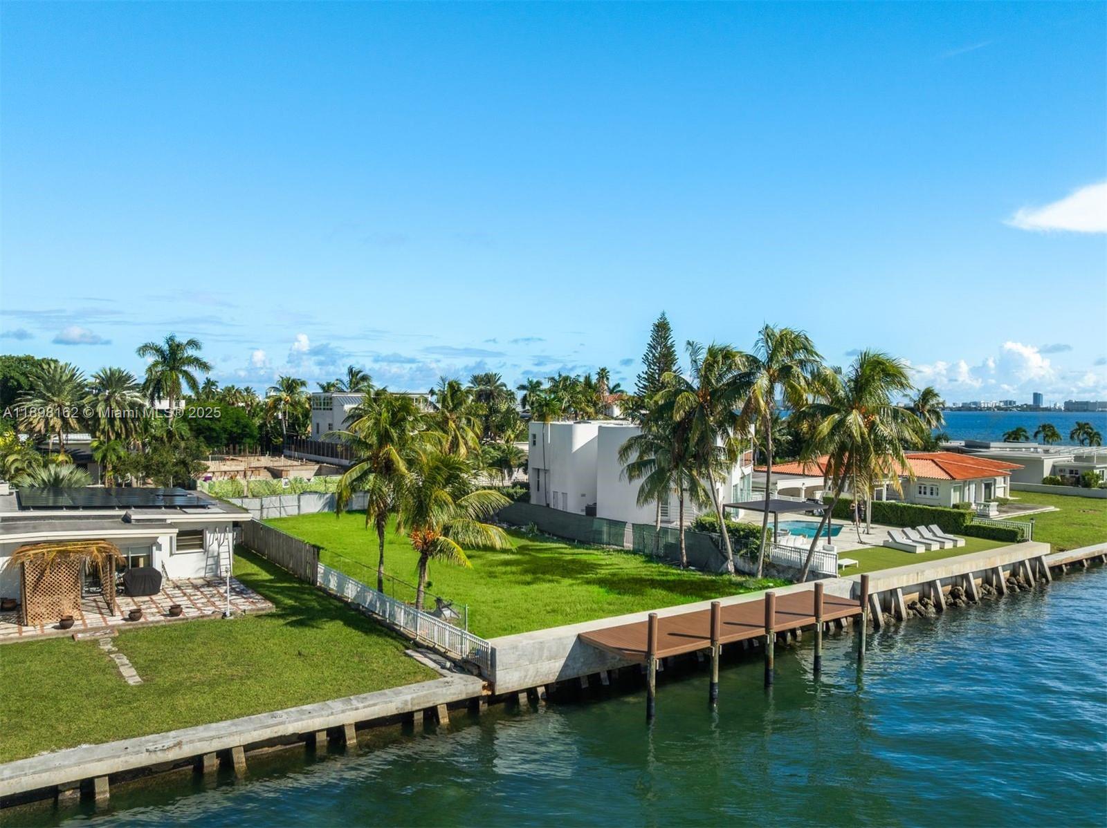 TREASURE ISLAND - Land