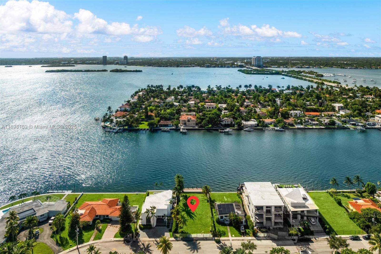 TREASURE ISLAND - Land