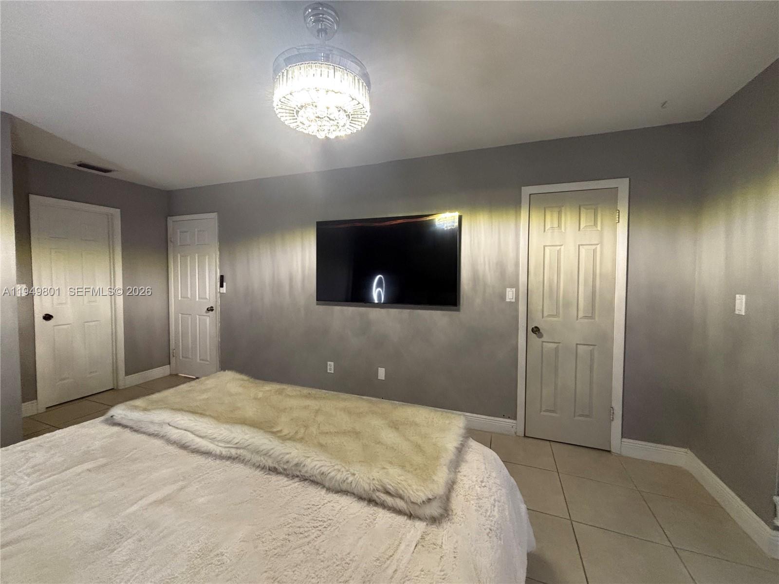 CENTRE COURT CONDO - Residential