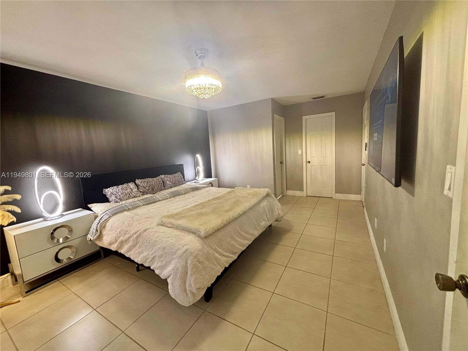 CENTRE COURT CONDO - Residential