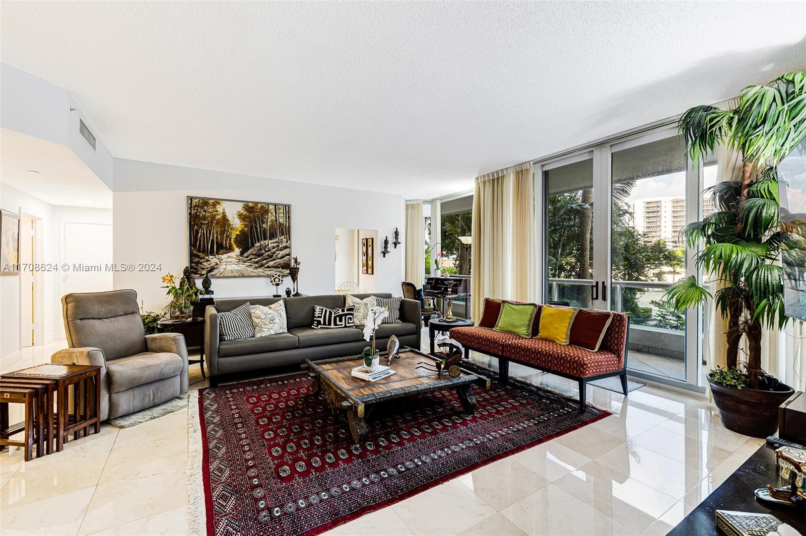 21055 Yacht Club Dr 207