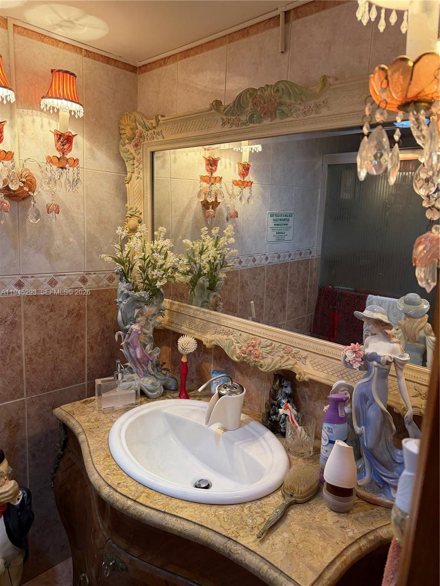 OCEANVIEW PARK CONDO - Residential