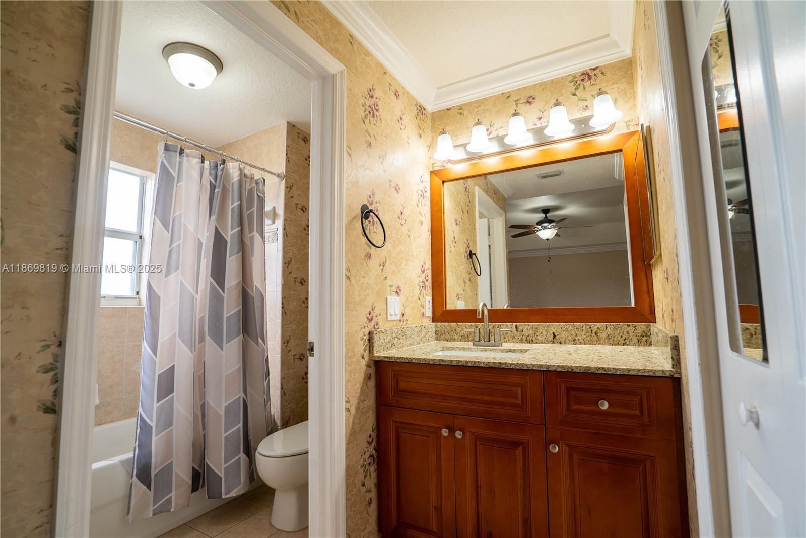 VENETIA GROVE - Residential