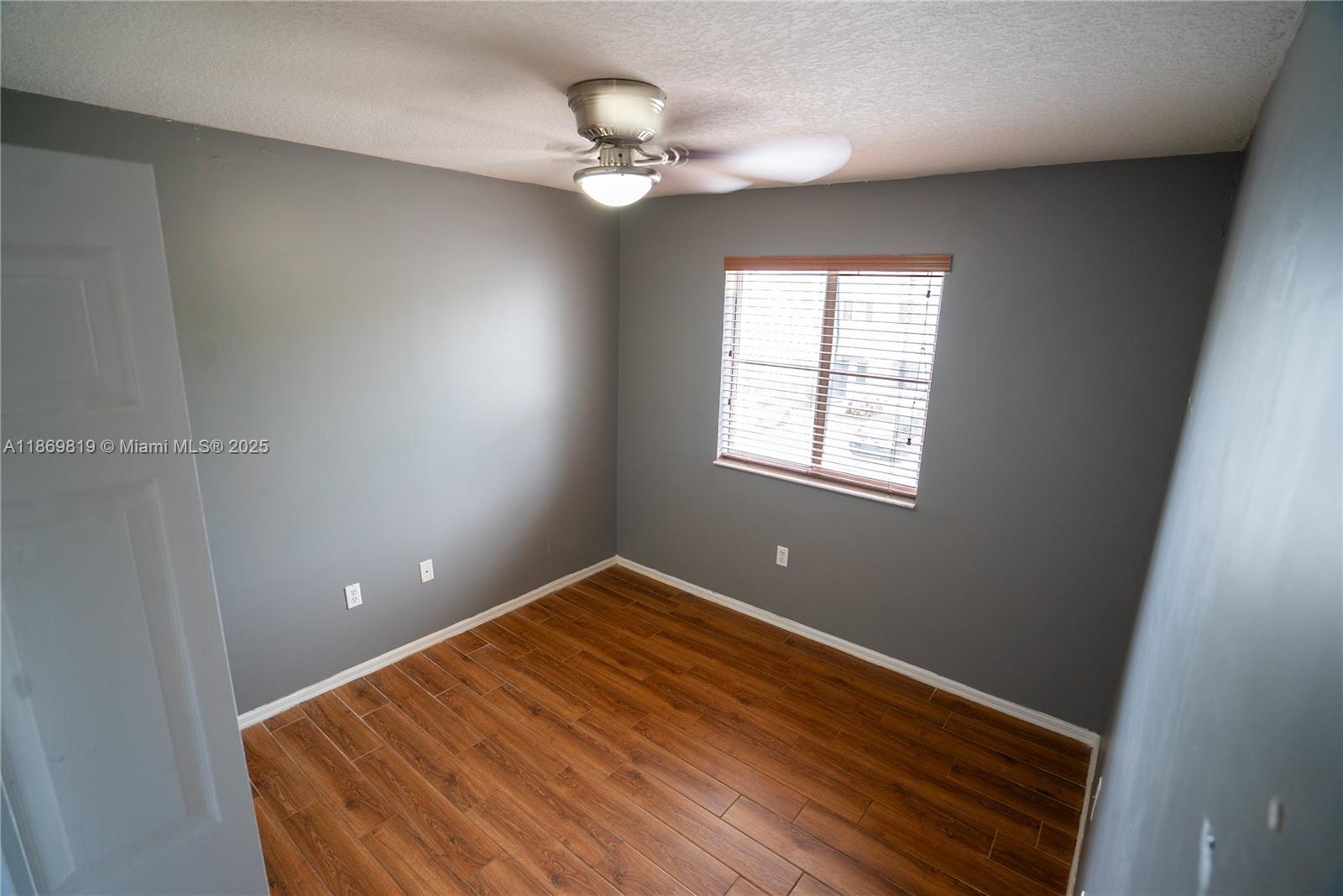 VENETIA GROVE - Residential