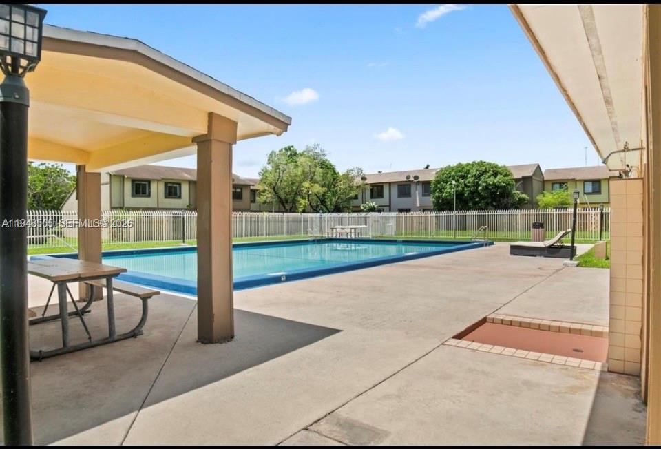 NORTHPOINTE AT THE CALIF - Residential