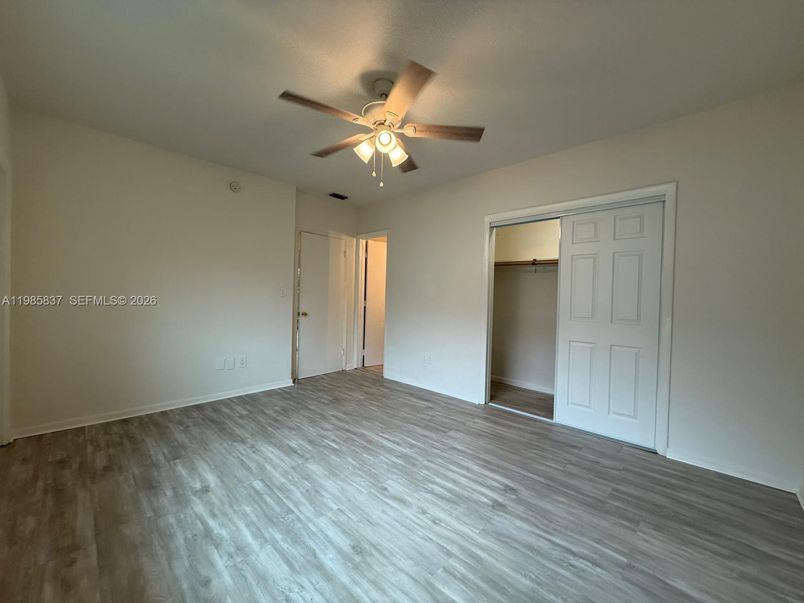 MARSEILLES DECO CONDO - Residential Lease