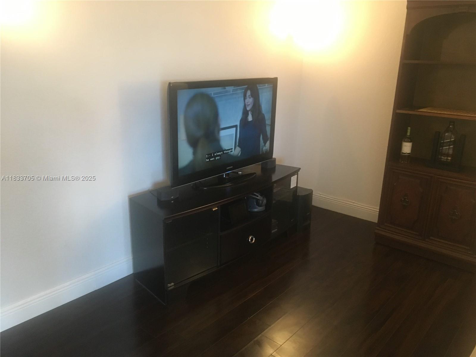 1750 NE 115th St 608