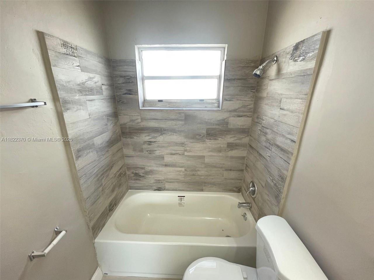 MAGNOLIA SUB - Residential Lease