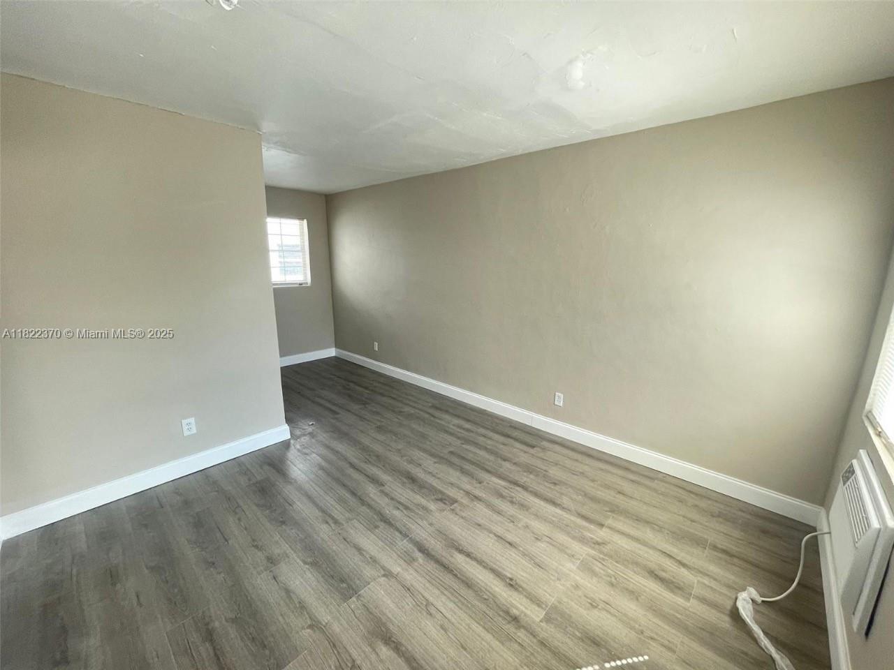 MAGNOLIA SUB - Residential Lease