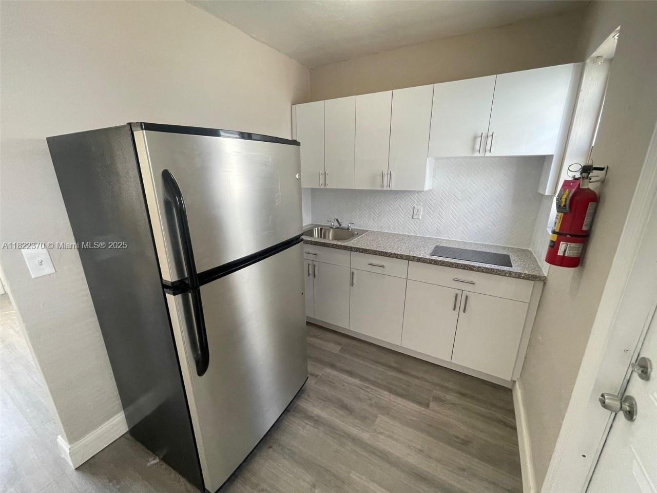 MAGNOLIA SUB - Residential Lease