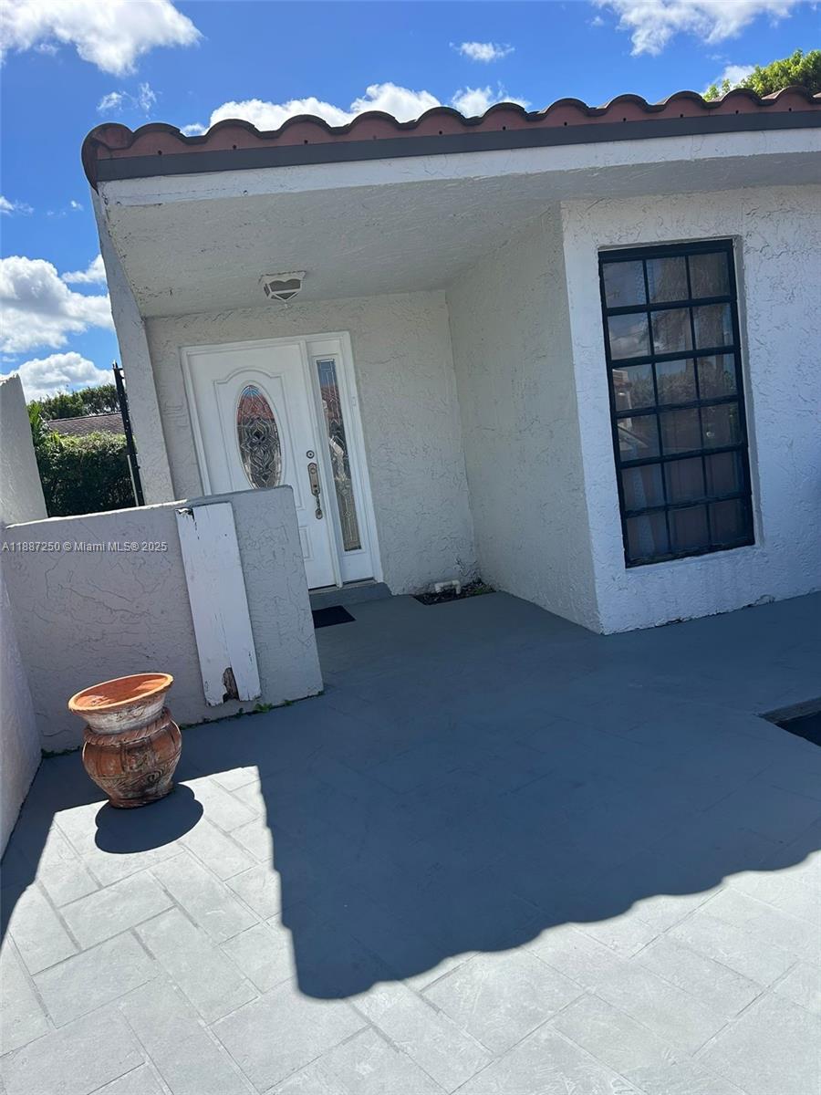 VILLAS OF MADEIRA SEC 3 - Residential