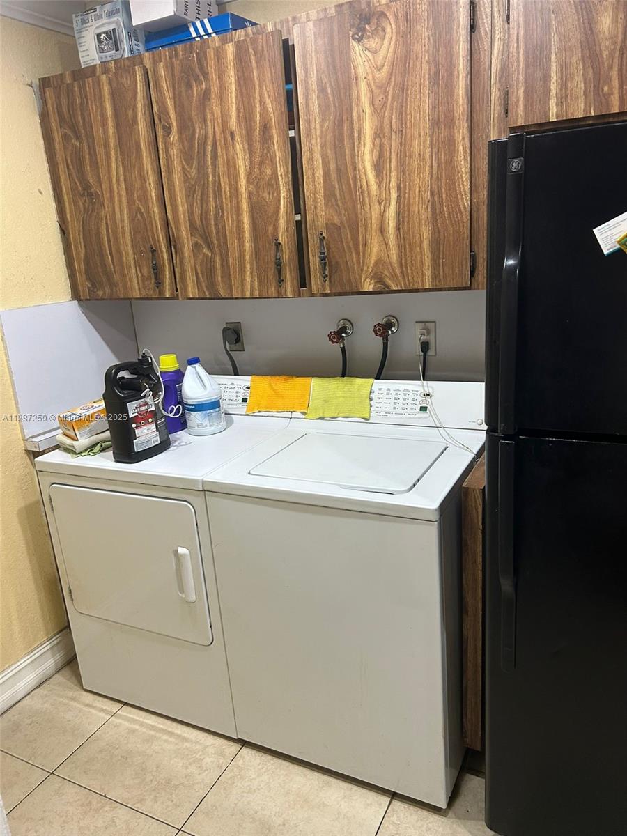 VILLAS OF MADEIRA SEC 3 - Residential