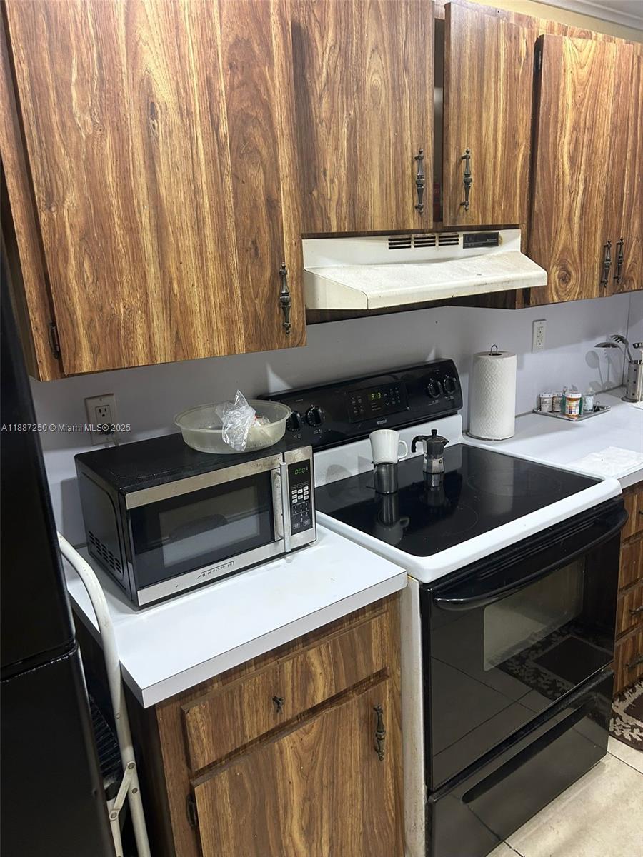 VILLAS OF MADEIRA SEC 3 - Residential