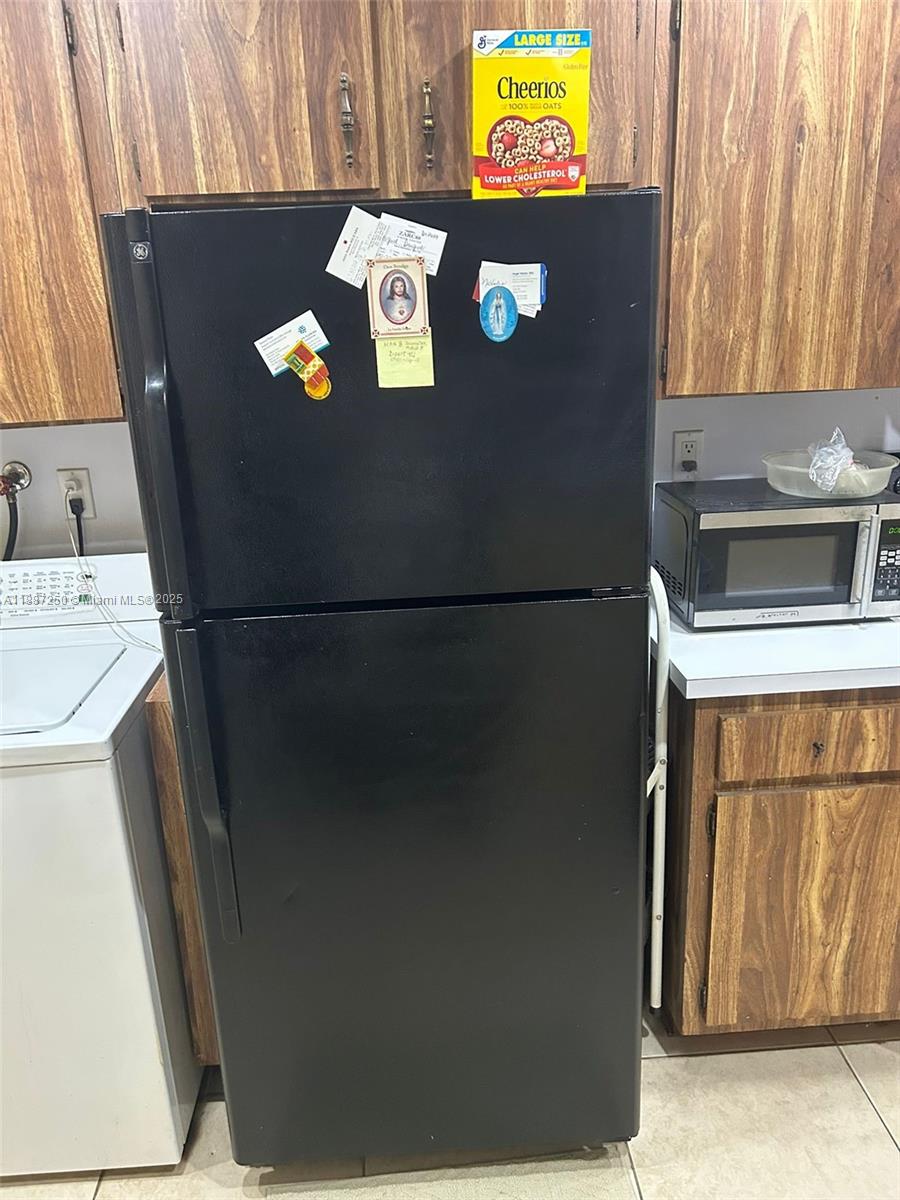 VILLAS OF MADEIRA SEC 3 - Residential