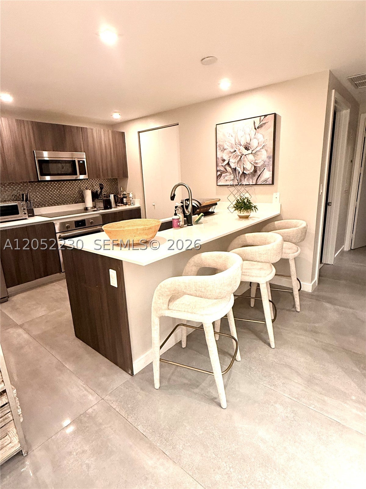 488 NE 18th St 3210