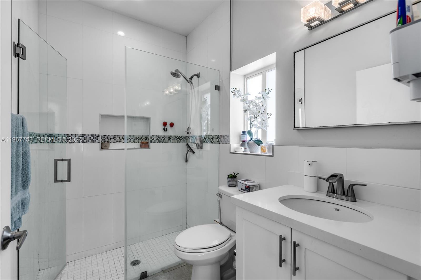 IVYWILD PARK - Residential Lease