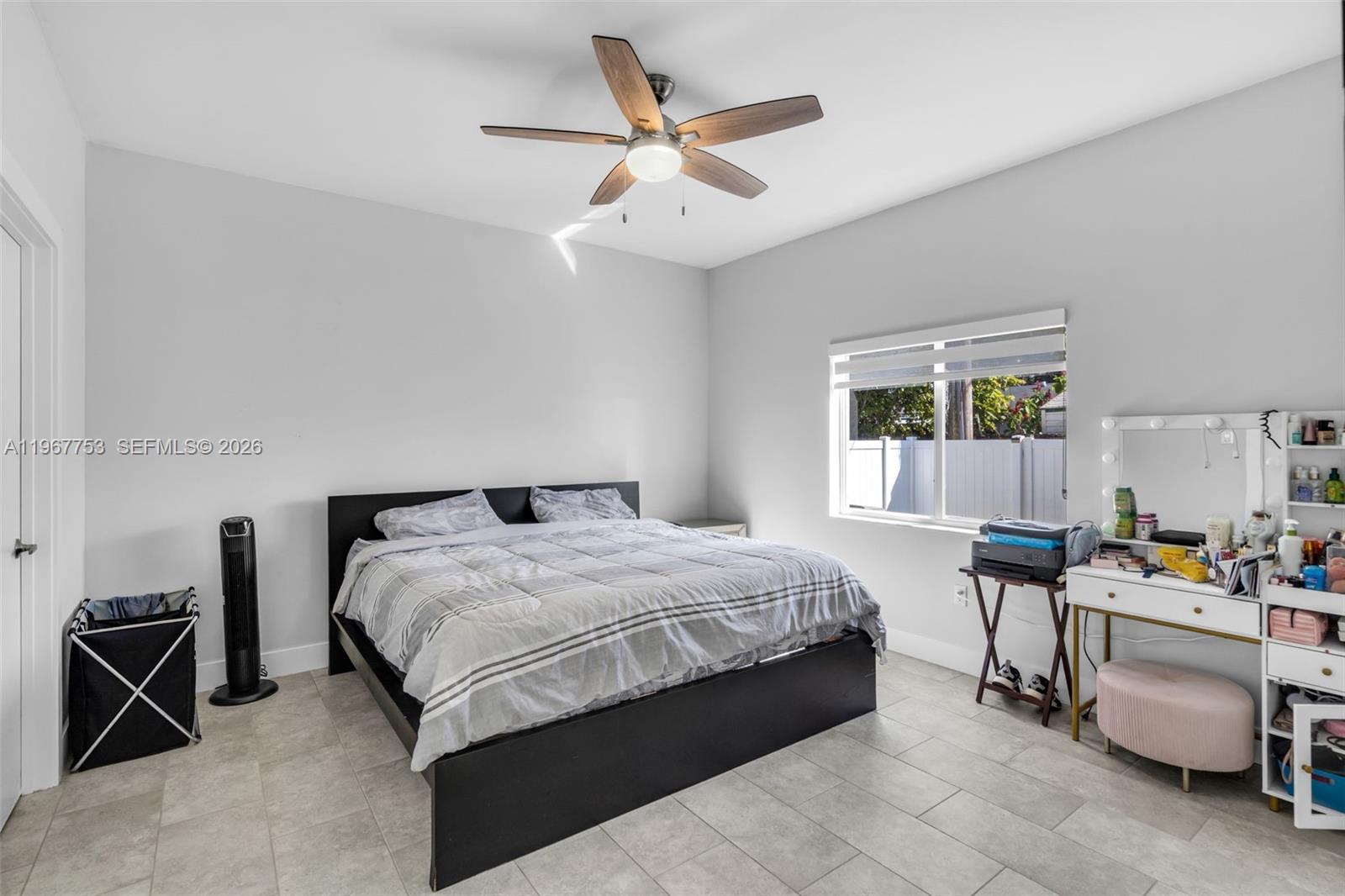 IVYWILD PARK - Residential Lease