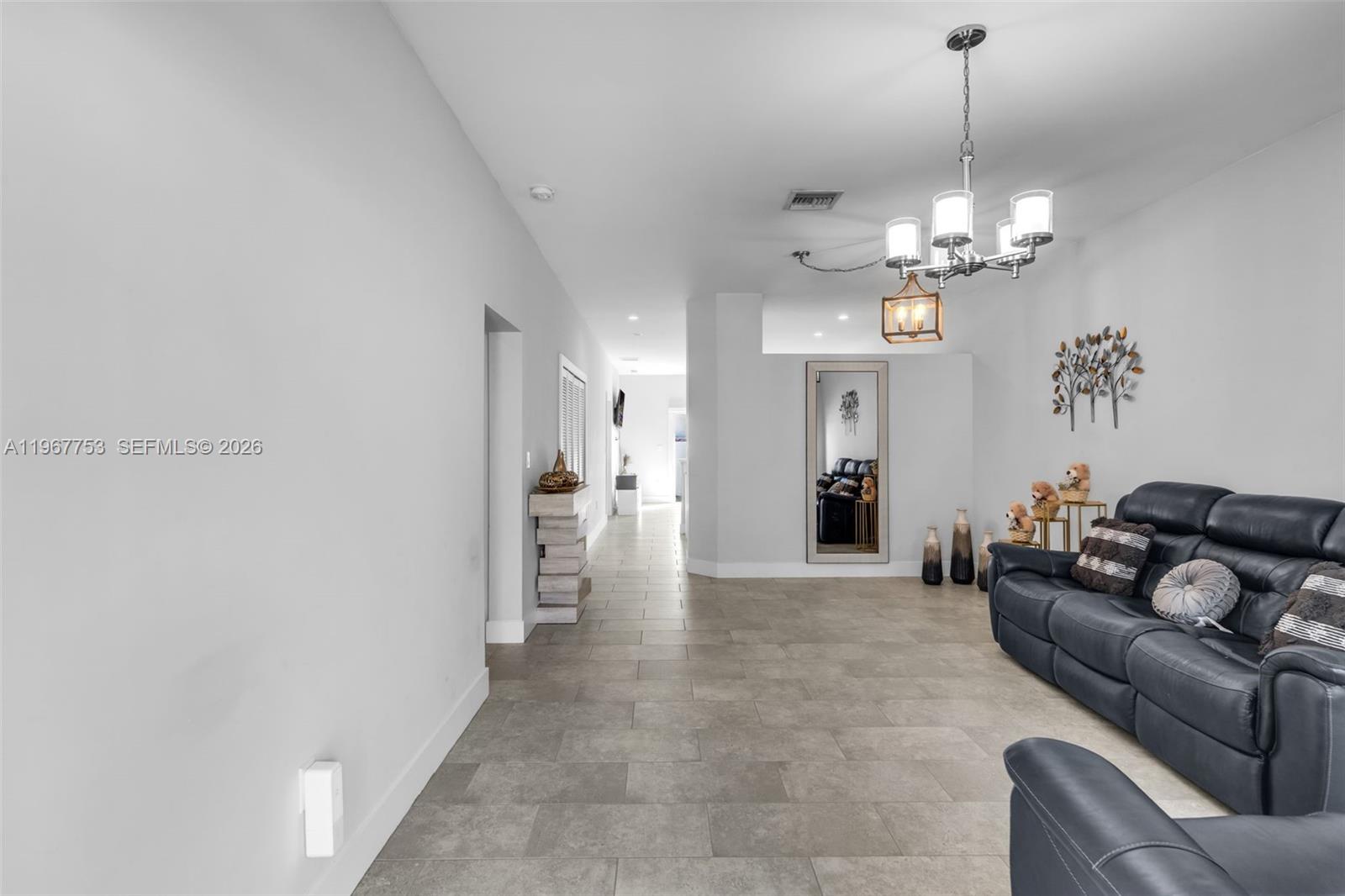 IVYWILD PARK - Residential Lease