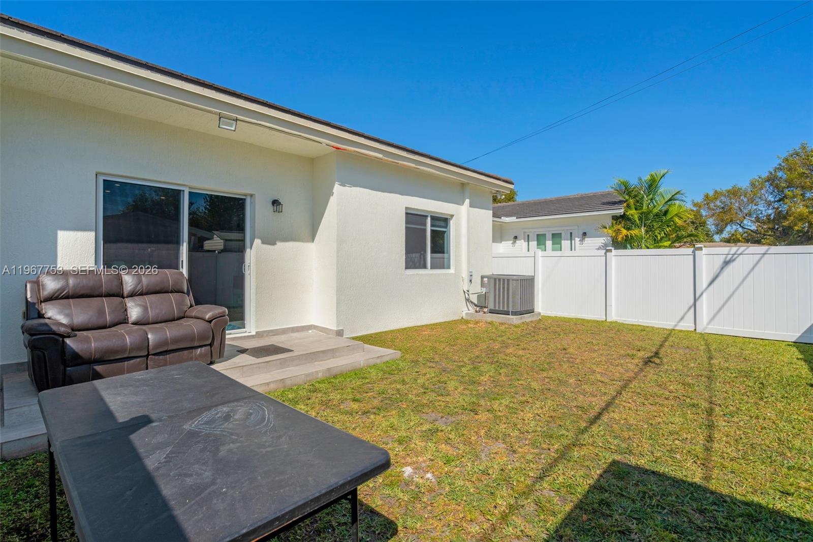 IVYWILD PARK - Residential Lease