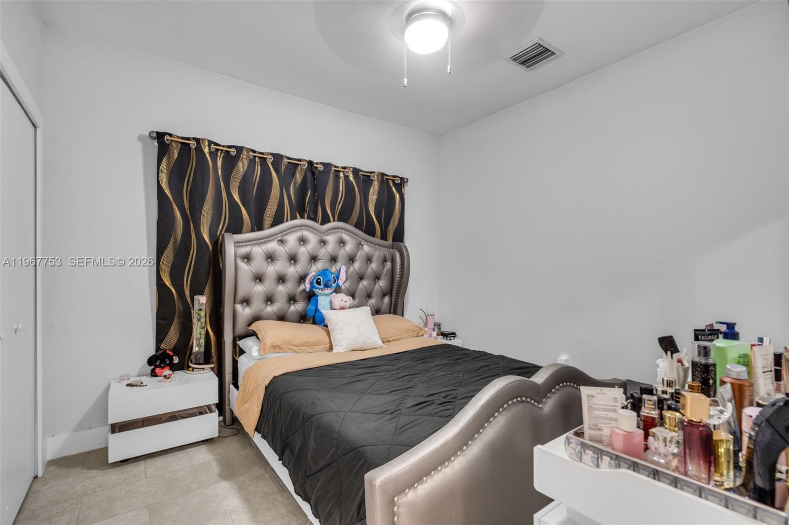 IVYWILD PARK - Residential Lease