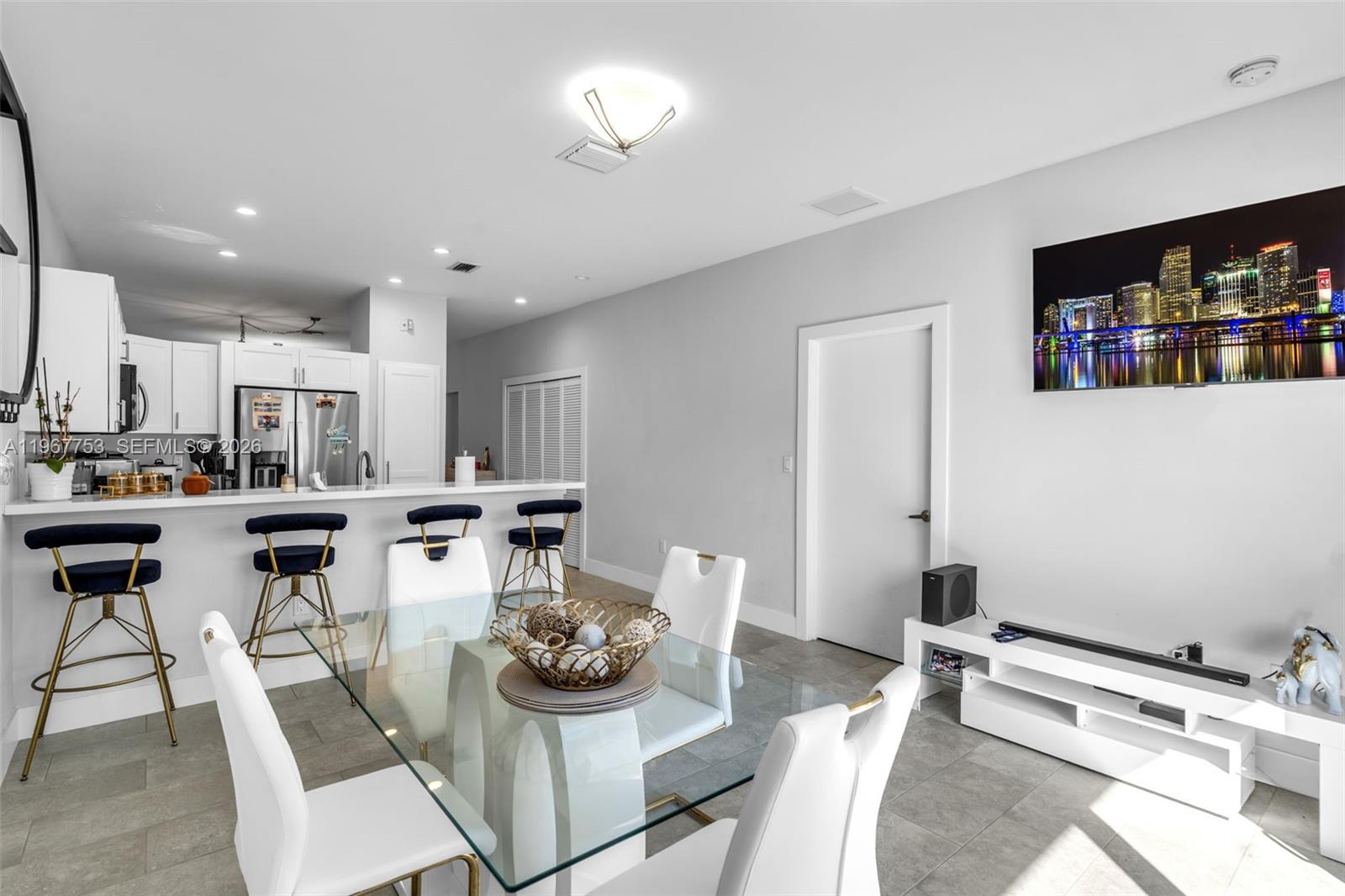 IVYWILD PARK - Residential Lease