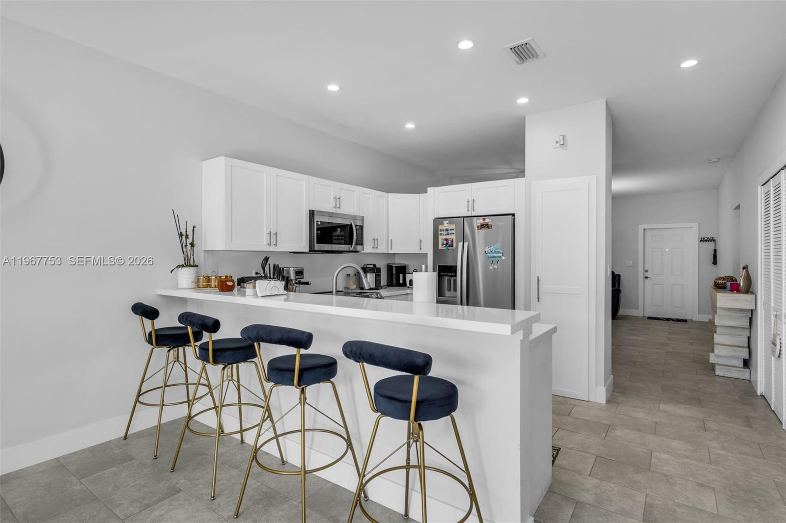 IVYWILD PARK - Residential Lease