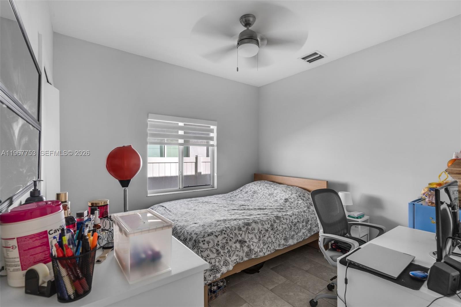 IVYWILD PARK - Residential Lease