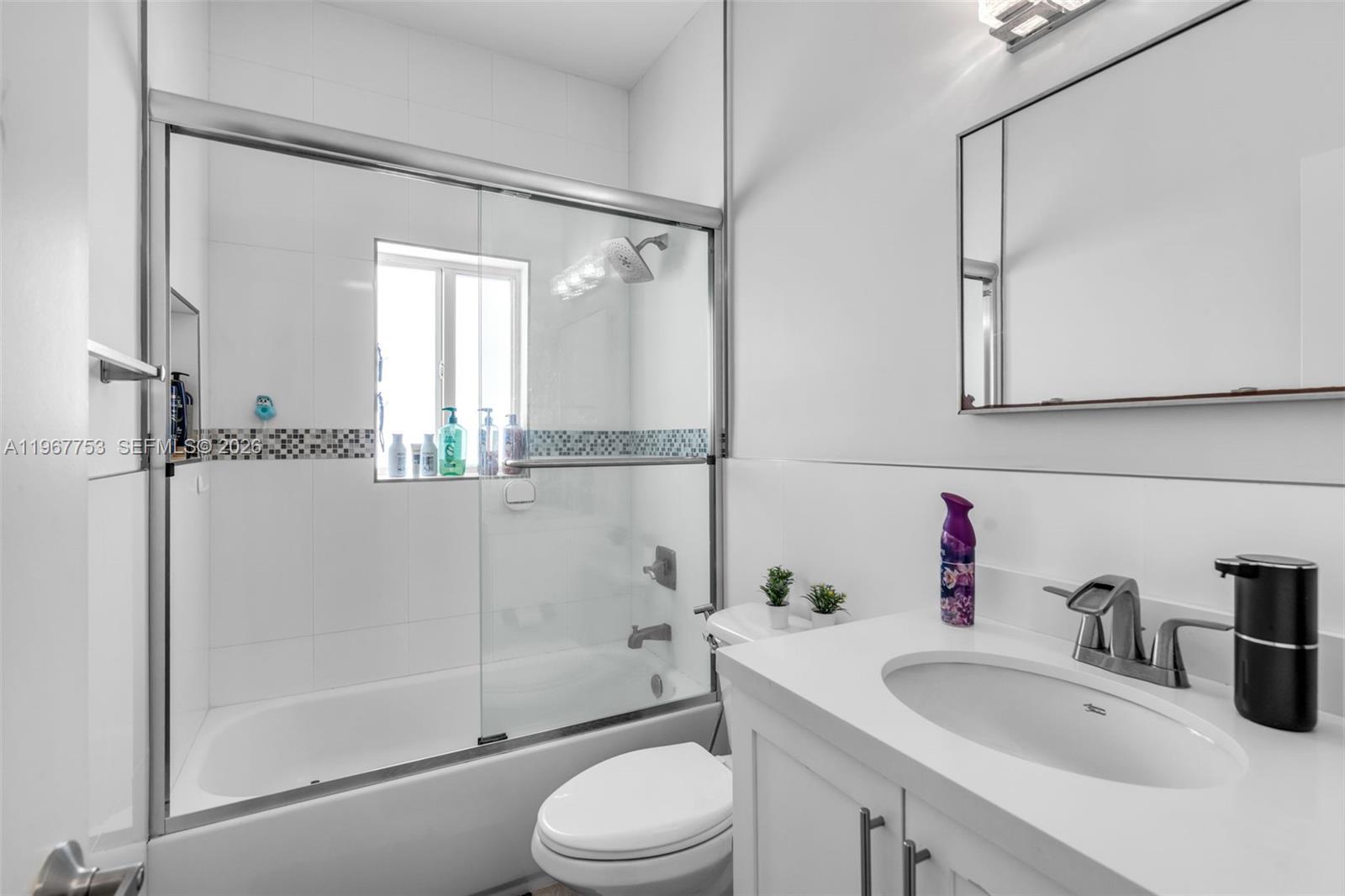 IVYWILD PARK - Residential Lease