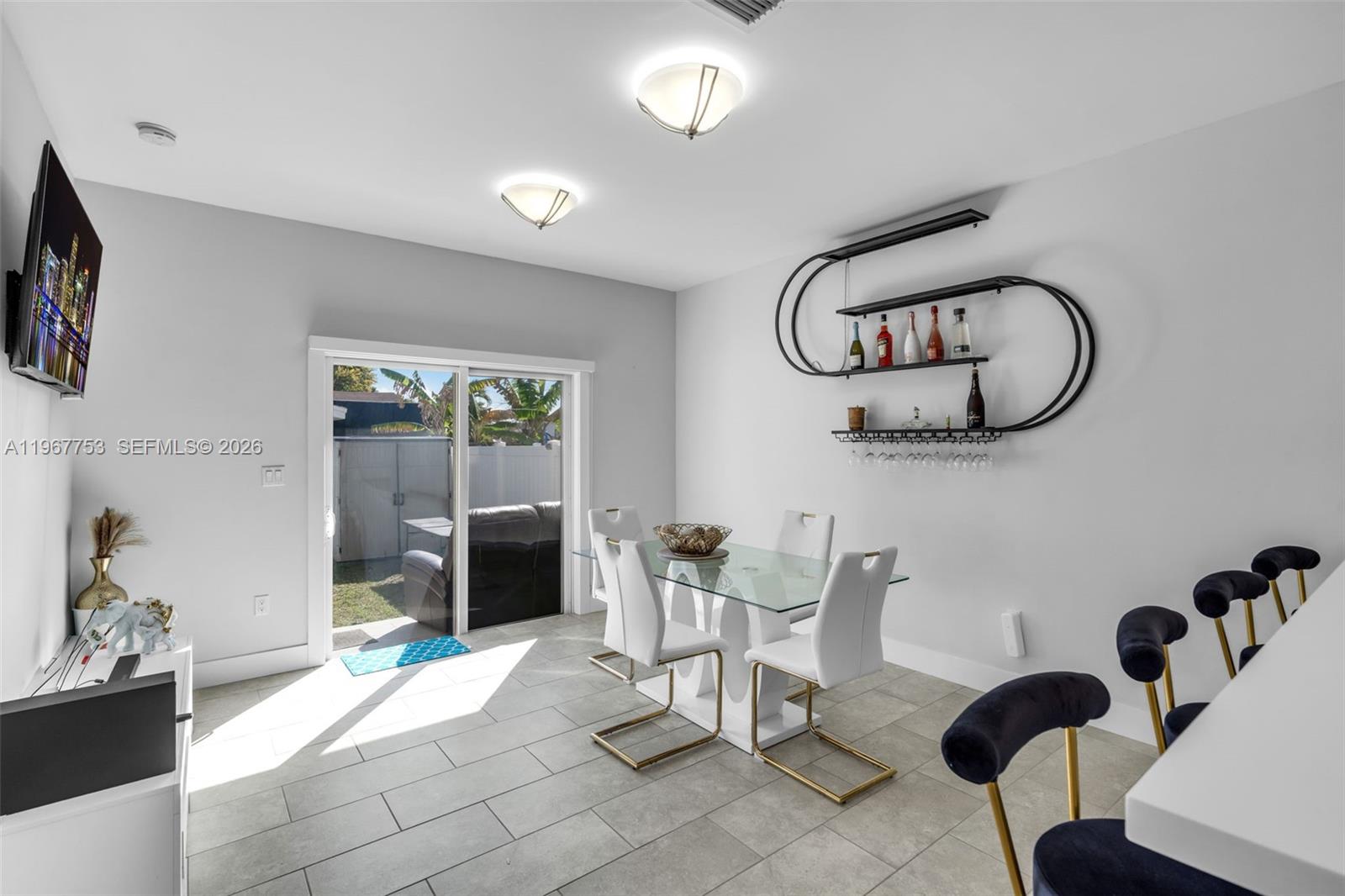 IVYWILD PARK - Residential Lease